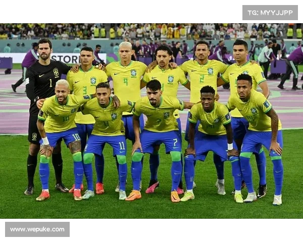 弗鲁米嫩塞老龄化阵容显现深度危机赛季前景堪忧 弗鲁米嫩塞老龄化阵容显现深度危机赛季前景堪忧